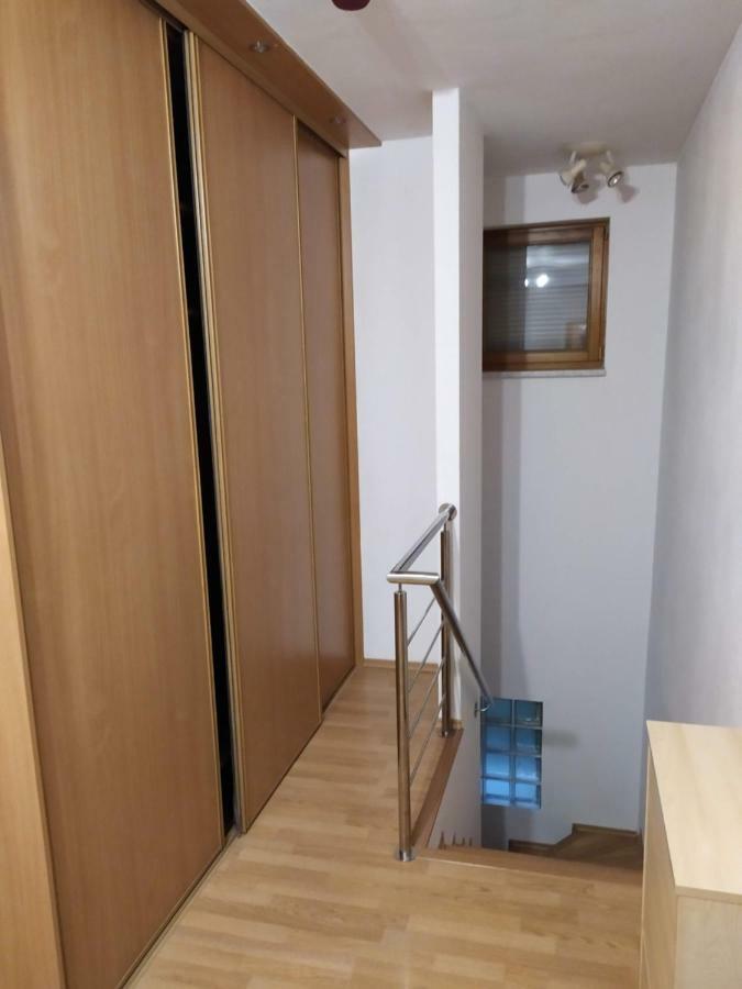 Kate & Jenny - Two-Level Apartment In The Old Town Братислава Екстер'єр фото